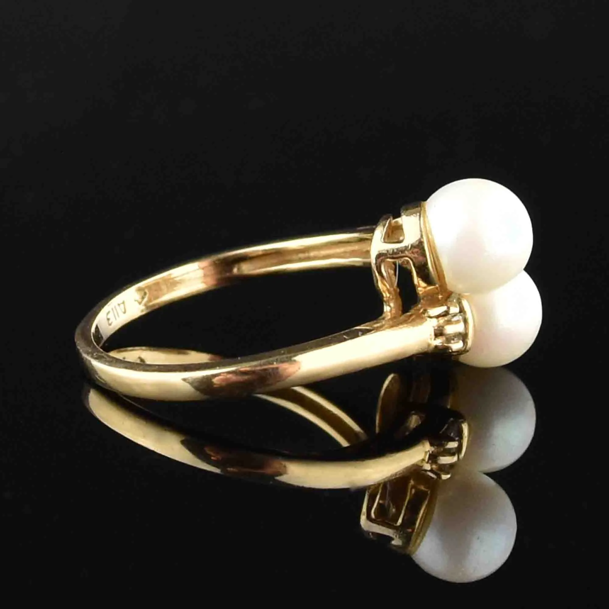 14K Gold Toi et Moi Pearl Diamond Bypass Ring