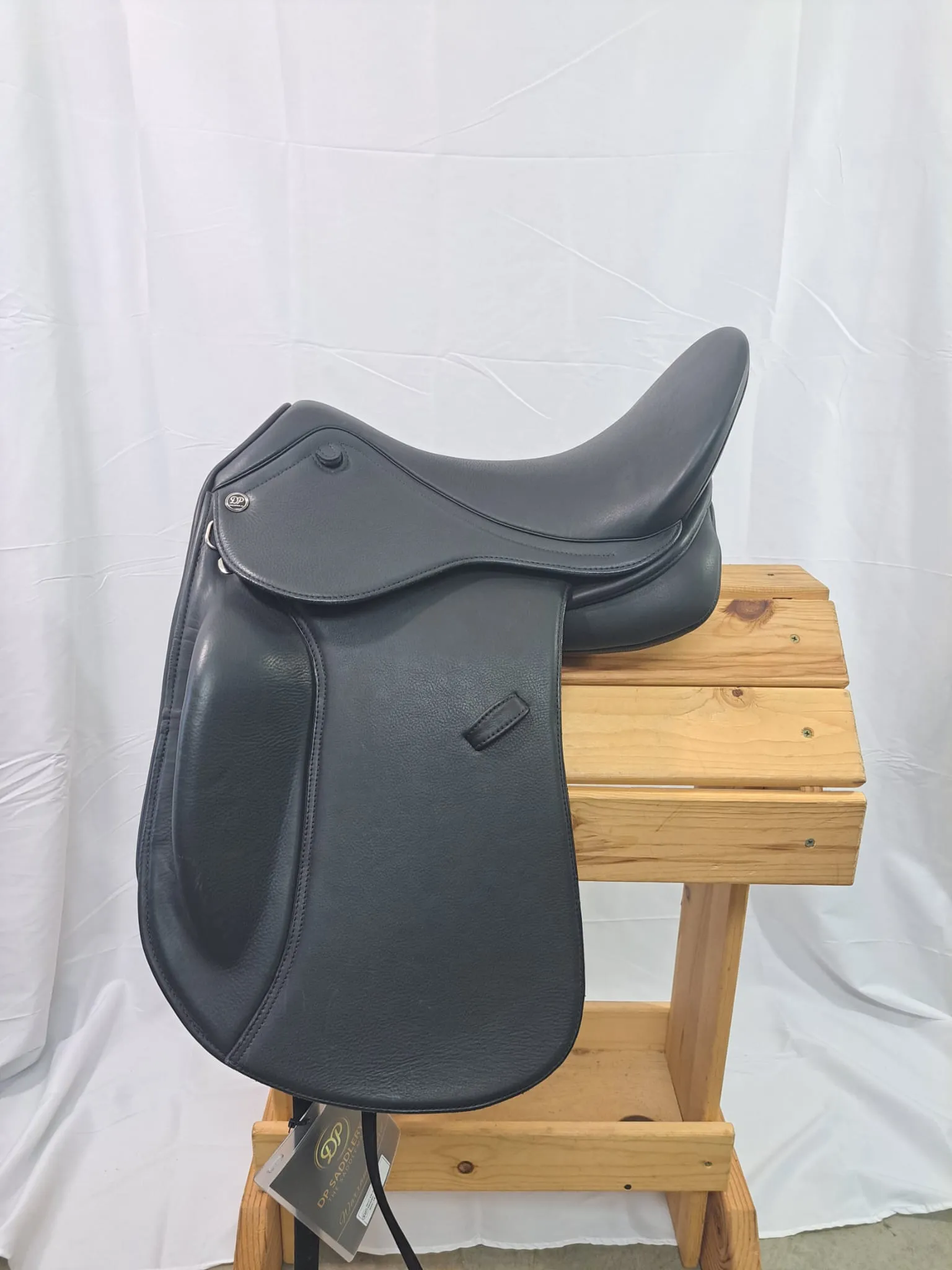 DP Saddlery Libra 6404