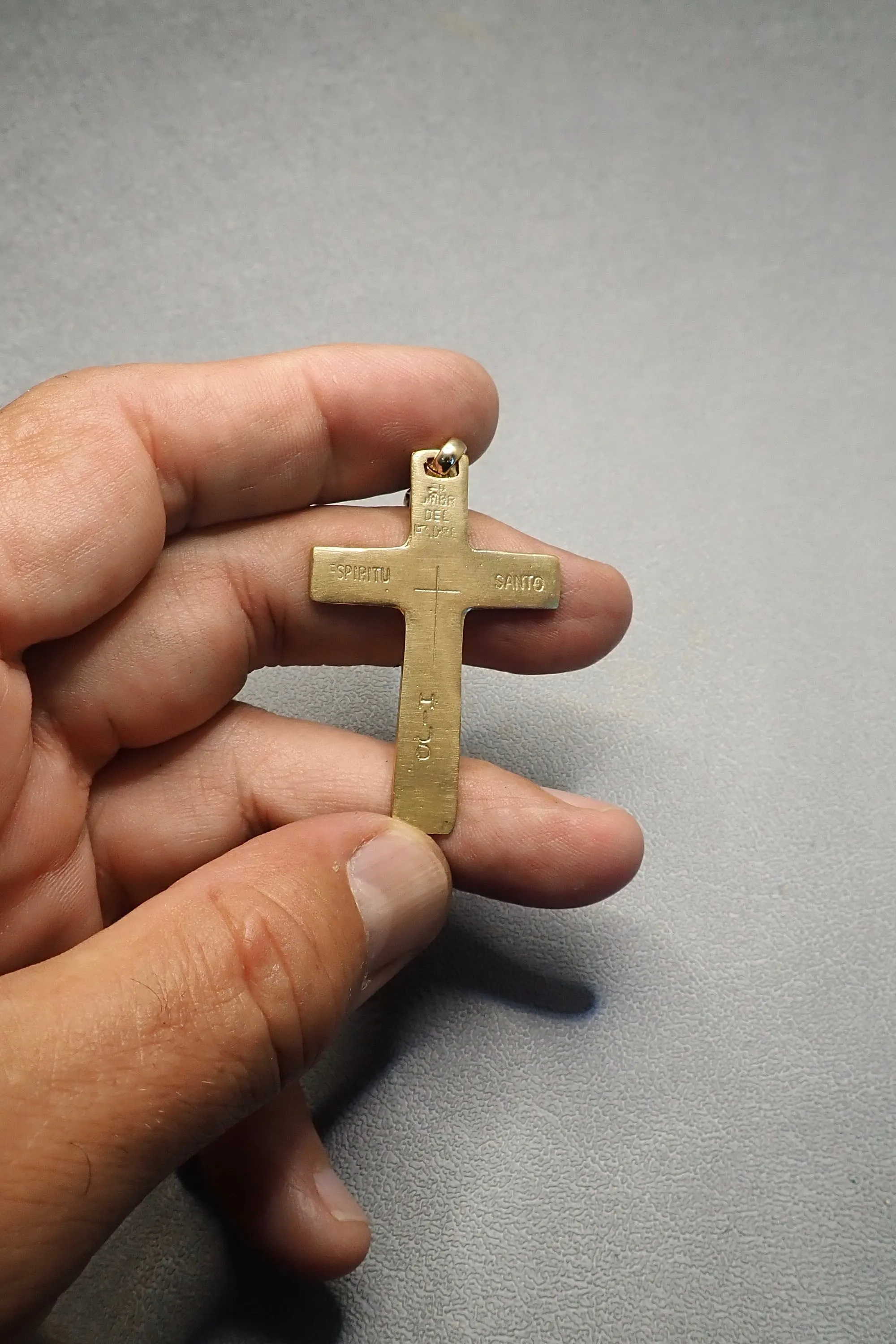 ENGRAVE FLAT CROSS