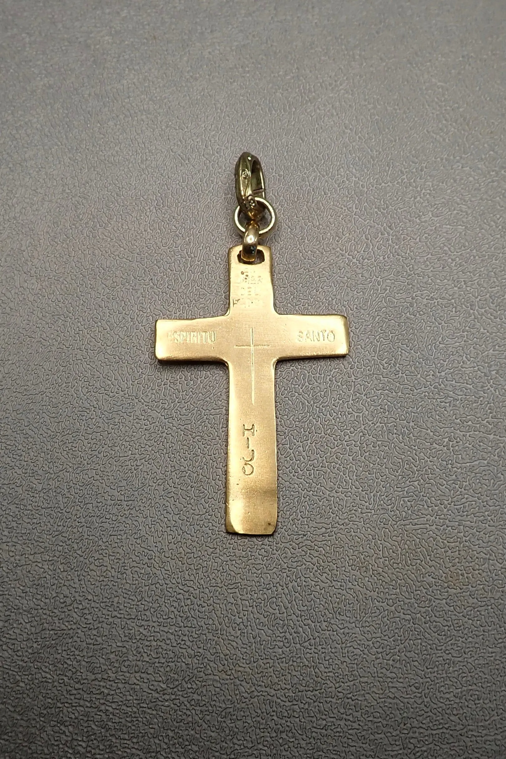 ENGRAVE FLAT CROSS