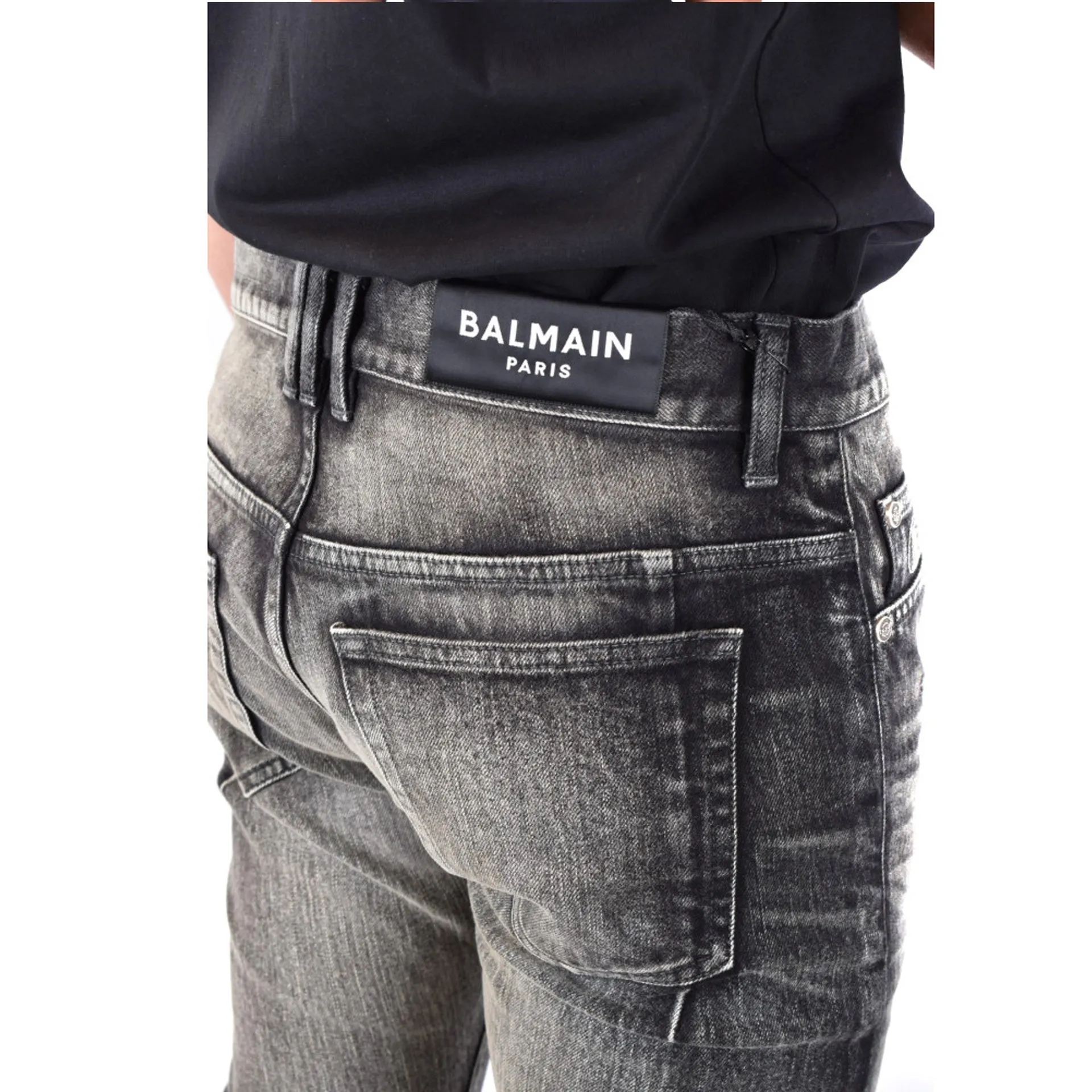 Jeans in difficoltà di Balmain