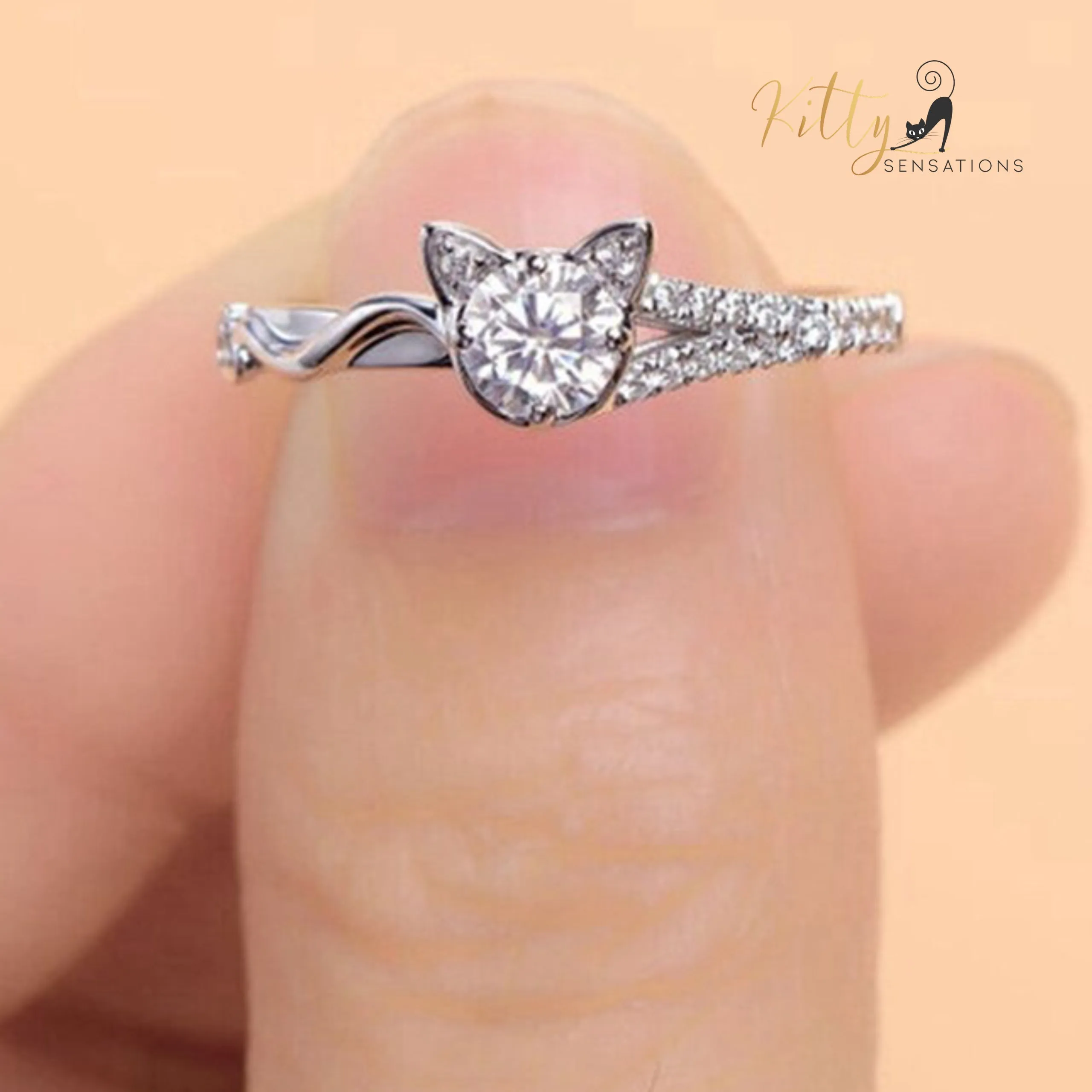 Kitty Face-Tail CZ Ring (Silver Plated)