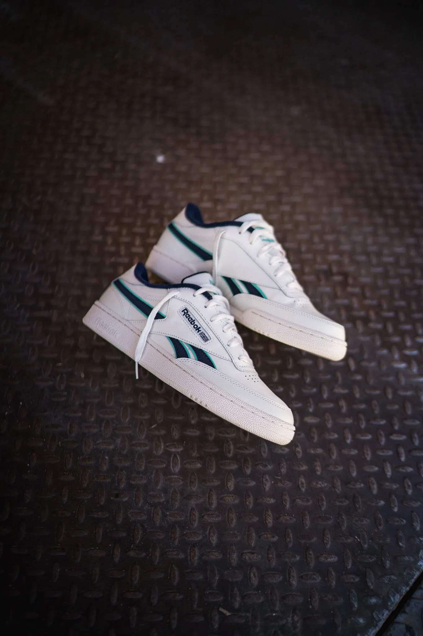 Mens Reebok Club C Revenge (Cream/Hornet)