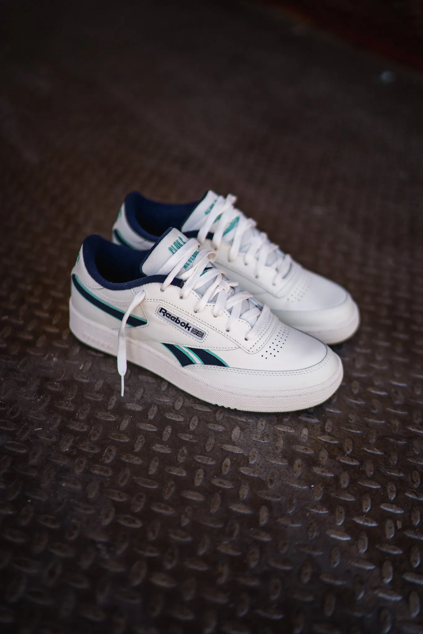 Mens Reebok Club C Revenge (Cream/Hornet)