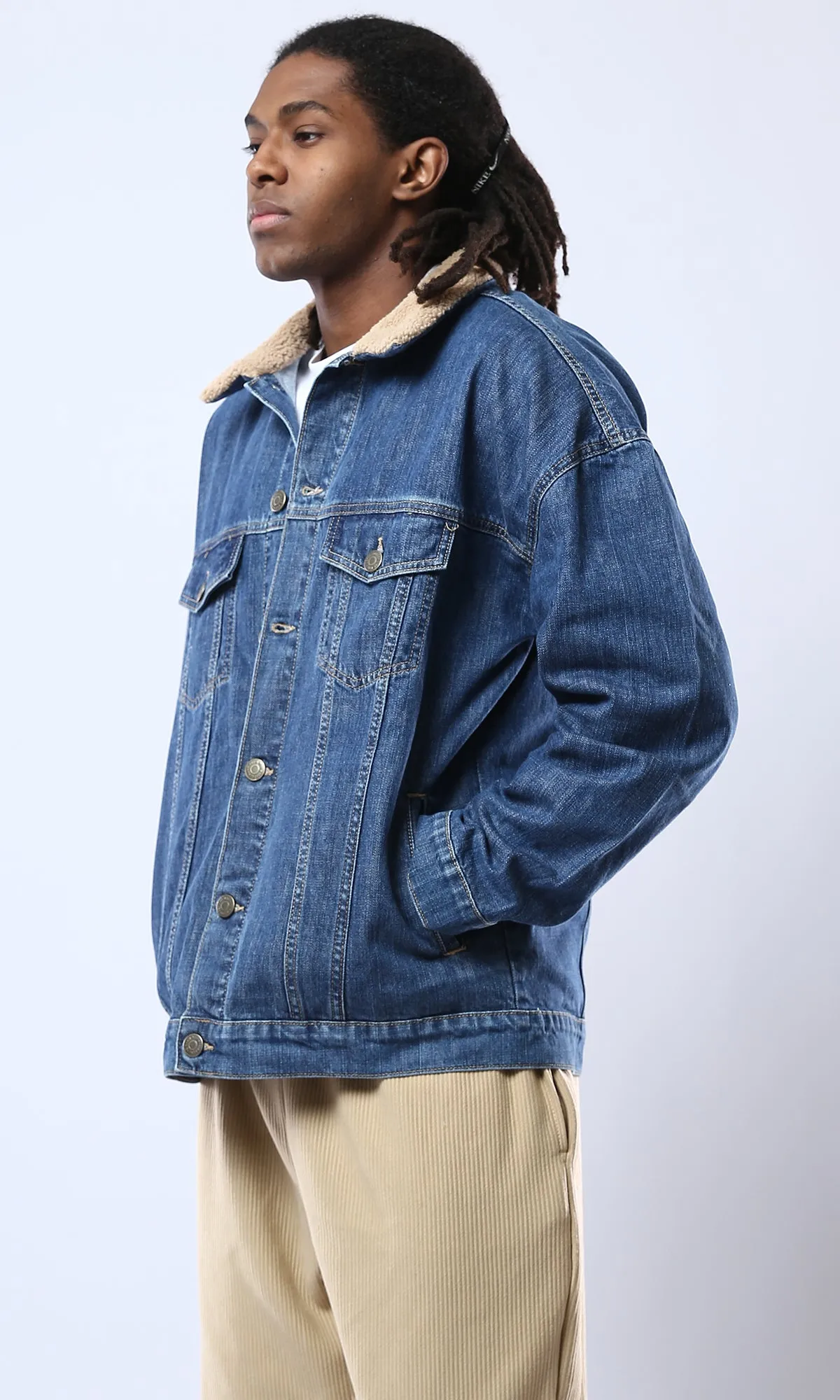 O174625 Buttons Down Solid Standard Blue Denim Jacket