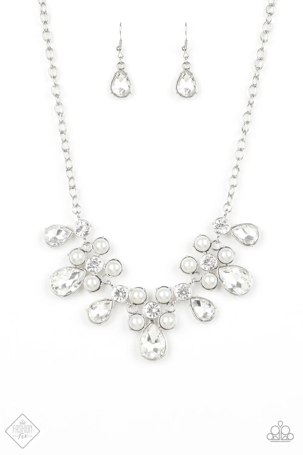 Paparazzi Demurely Debutante White Necklace Fashion Fix Exclusive