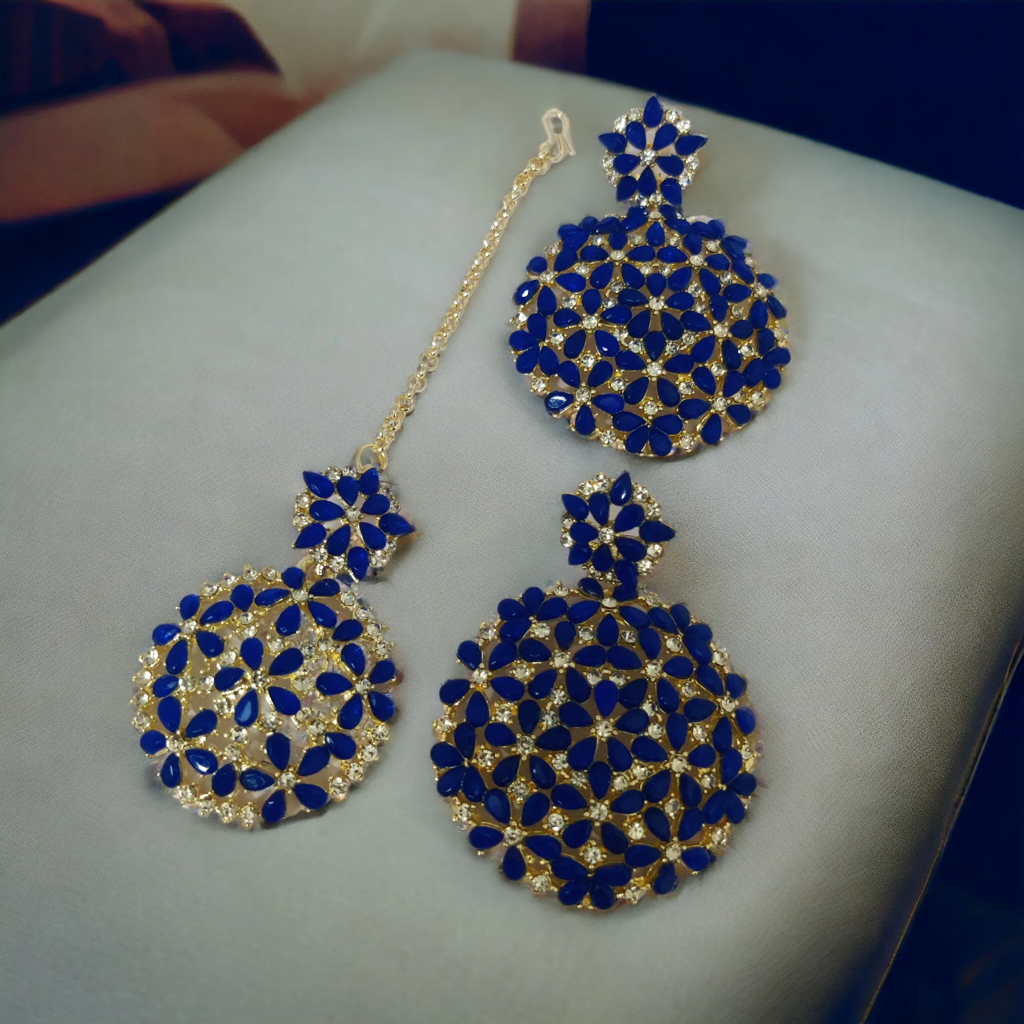 Radiant Earring With Tika Combo