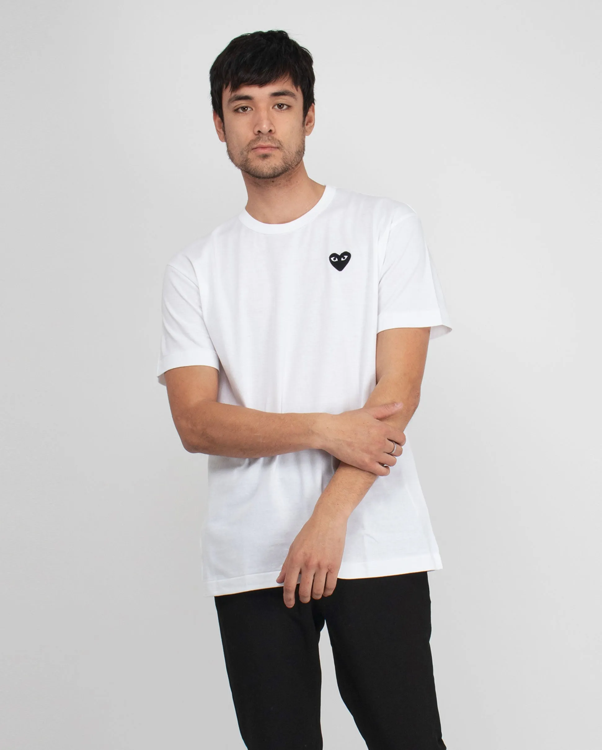 T064 BLACK HEART  T-SHIRT / WHITE