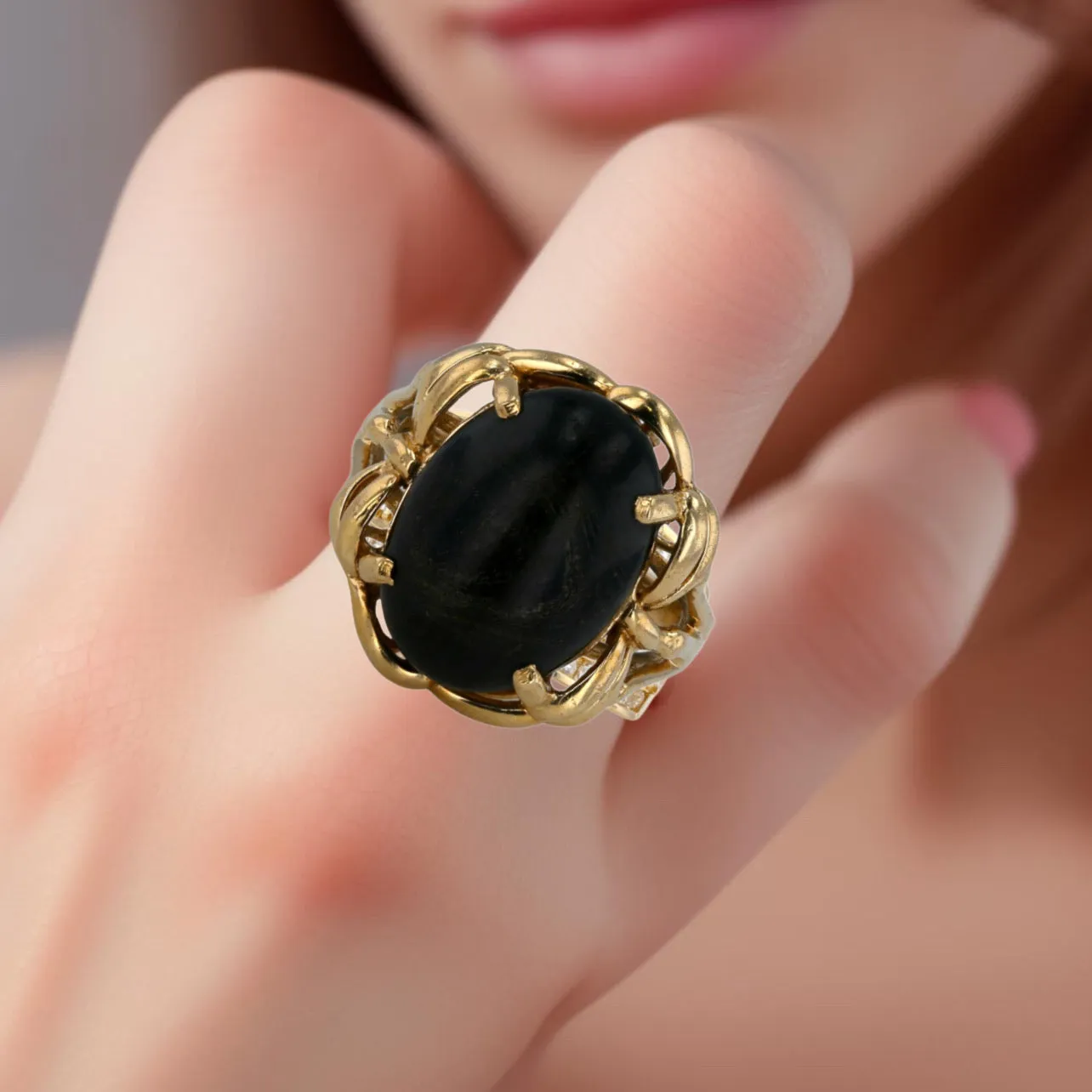 Yellow 14k rough original onyx vintage ring